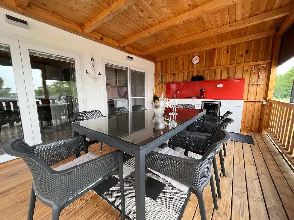 Appartement Mobilna Hiska Drage Soncnica01